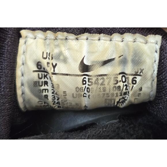 NIKE Hurache Run Kids 6.5Y Triple Black Sneaker SHOES Tie 654275-016 - Picture 7 of 7